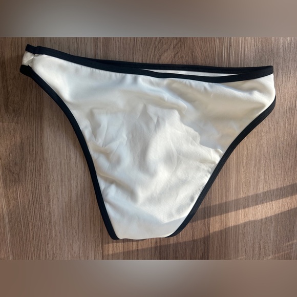 Good American White Bikini with Black Accents - Picture 6 of 6